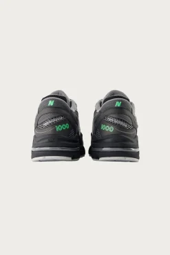 New Balance 1000 - Black/Dark Silver Metallic/Lime Leaf< Footwear