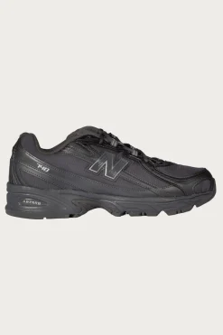 New Balance 740 - Castlerock/Silver Metallic< Footwear