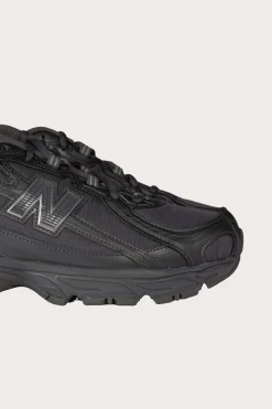 New Balance 740 - Castlerock/Silver Metallic< Footwear