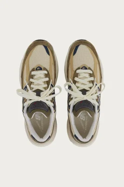 New Balance 990 - Dark Camo/Incense< Footwear