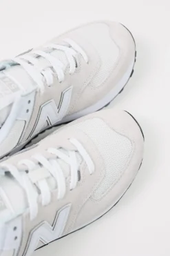New Balance 574 Core - Beige/White< Footwear