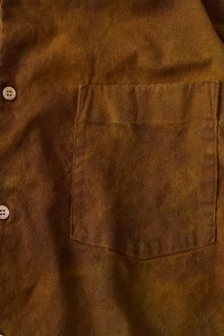 CONFECT Brushed Uneven Dyed Regular Collar Shirt - Brown< Shirts