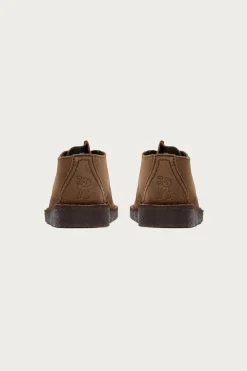 Clarks Desert Trek - Brown Suede< Footwear