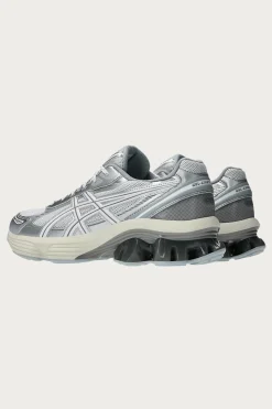 ASICS Gel-Kinetic Fluent - White/White< Footwear