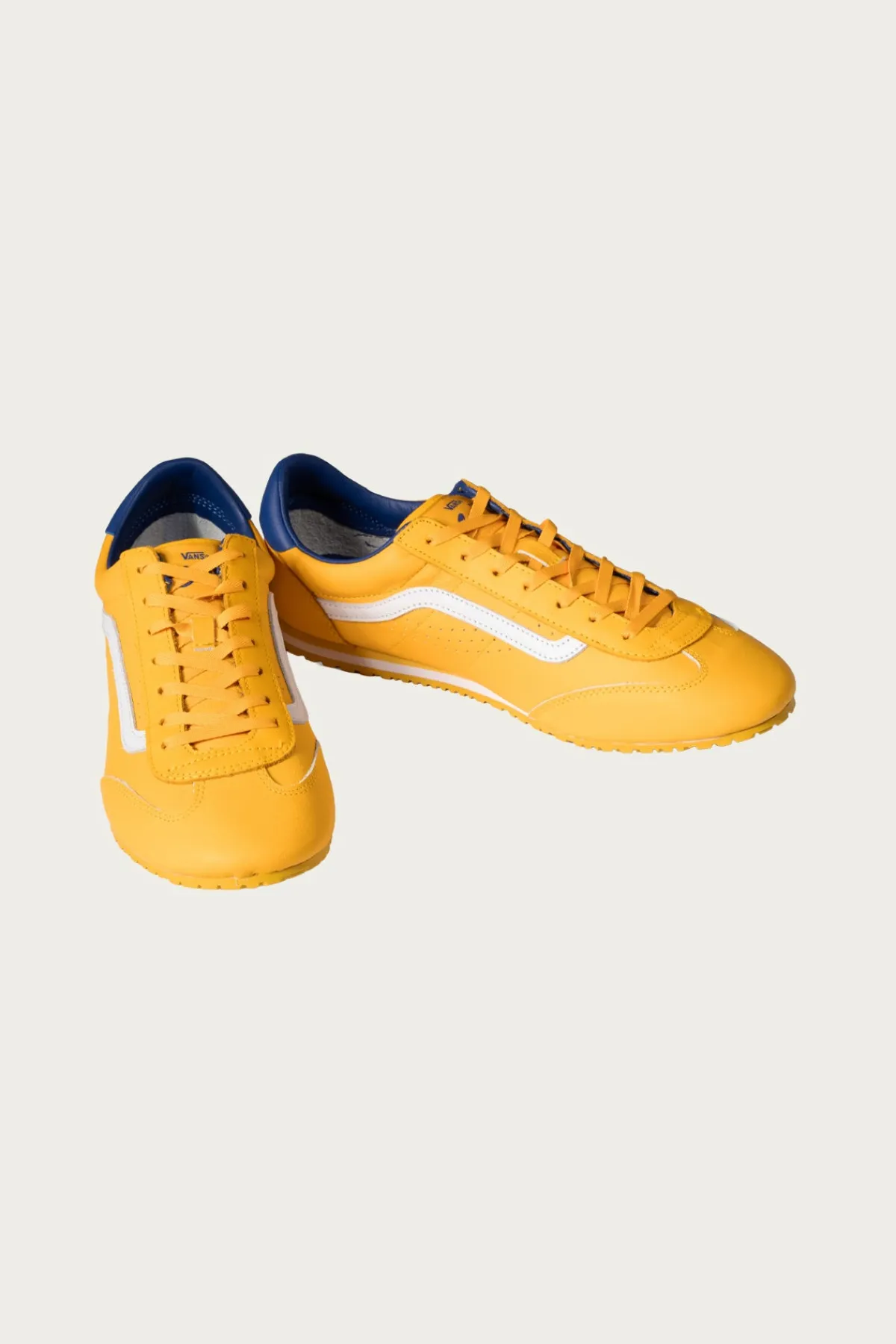 Vans LX Super Lowpro - Yellow< Footwear