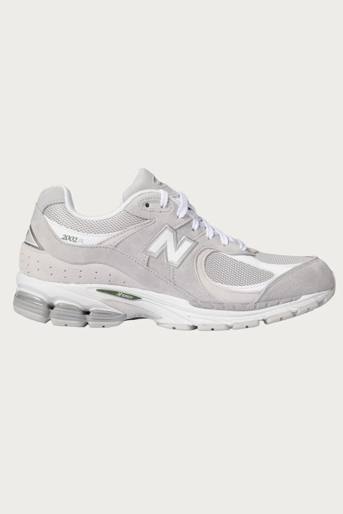New Balance 2002R - Linen/Raincloud< Footwear