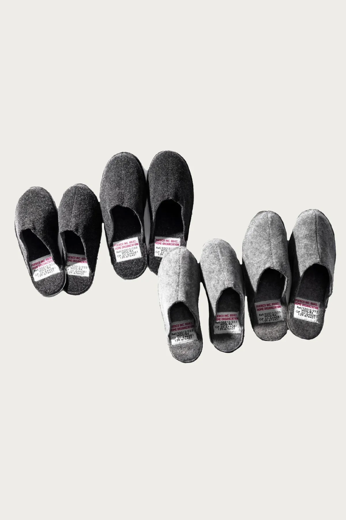 Puebco Room Slipper - Dark Grey< Footwear