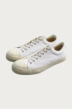 Catch Ball ST-02 - White< Footwear