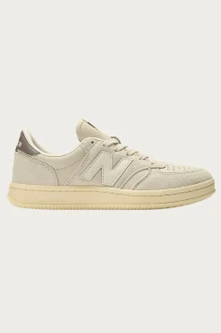 New Balance T500 - Bisque/Linen< Footwear