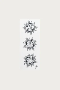 Beams Japan Tadanori Yokoo Hand Towel - Skull< Homegoods