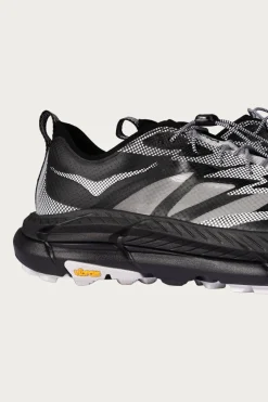 HOKA U Mafate Speed 4 Lite TS - Black/White< Footwear