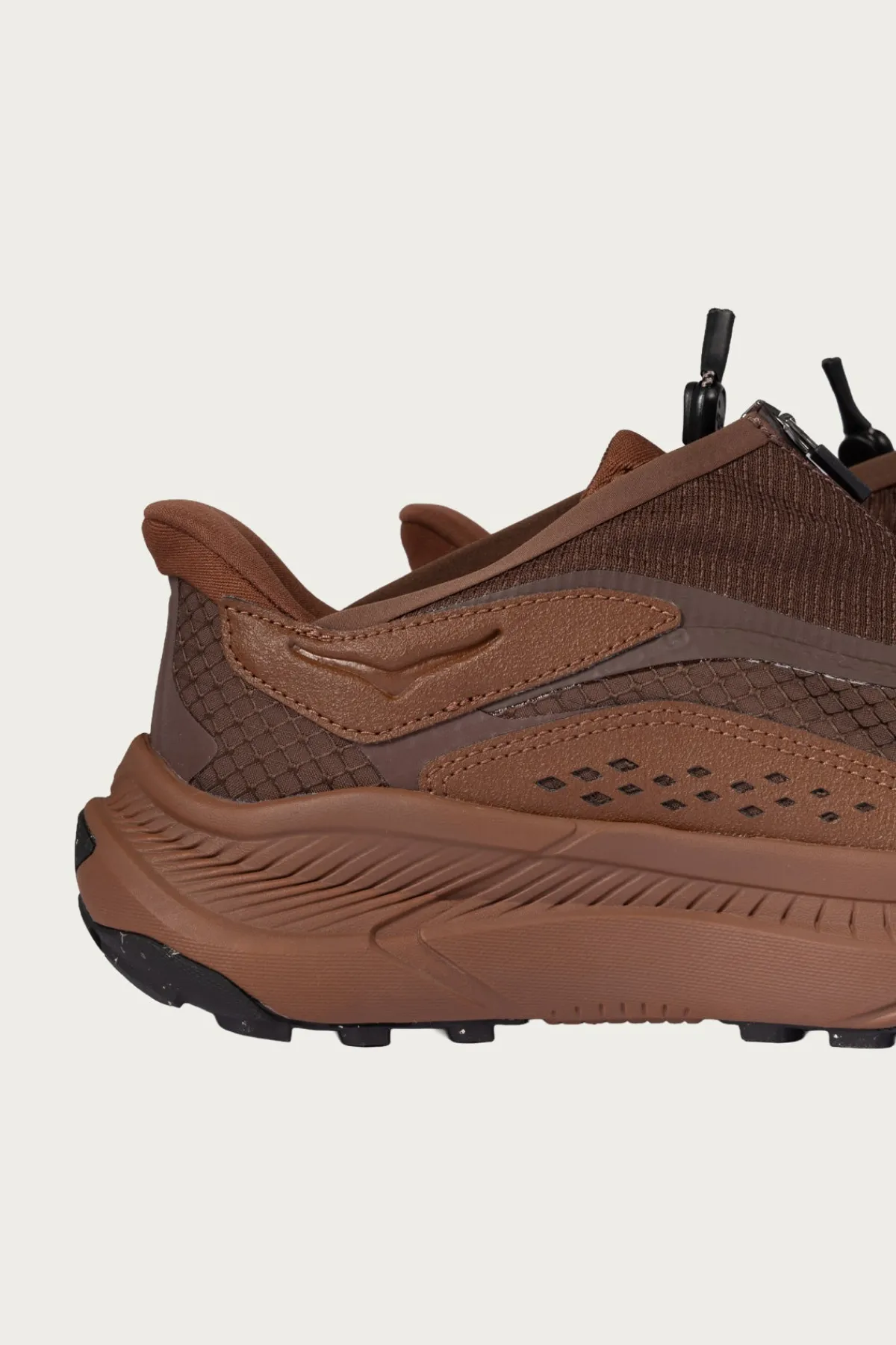 HOKA U Project Transport - Mineral Brown/Walnut< Footwear