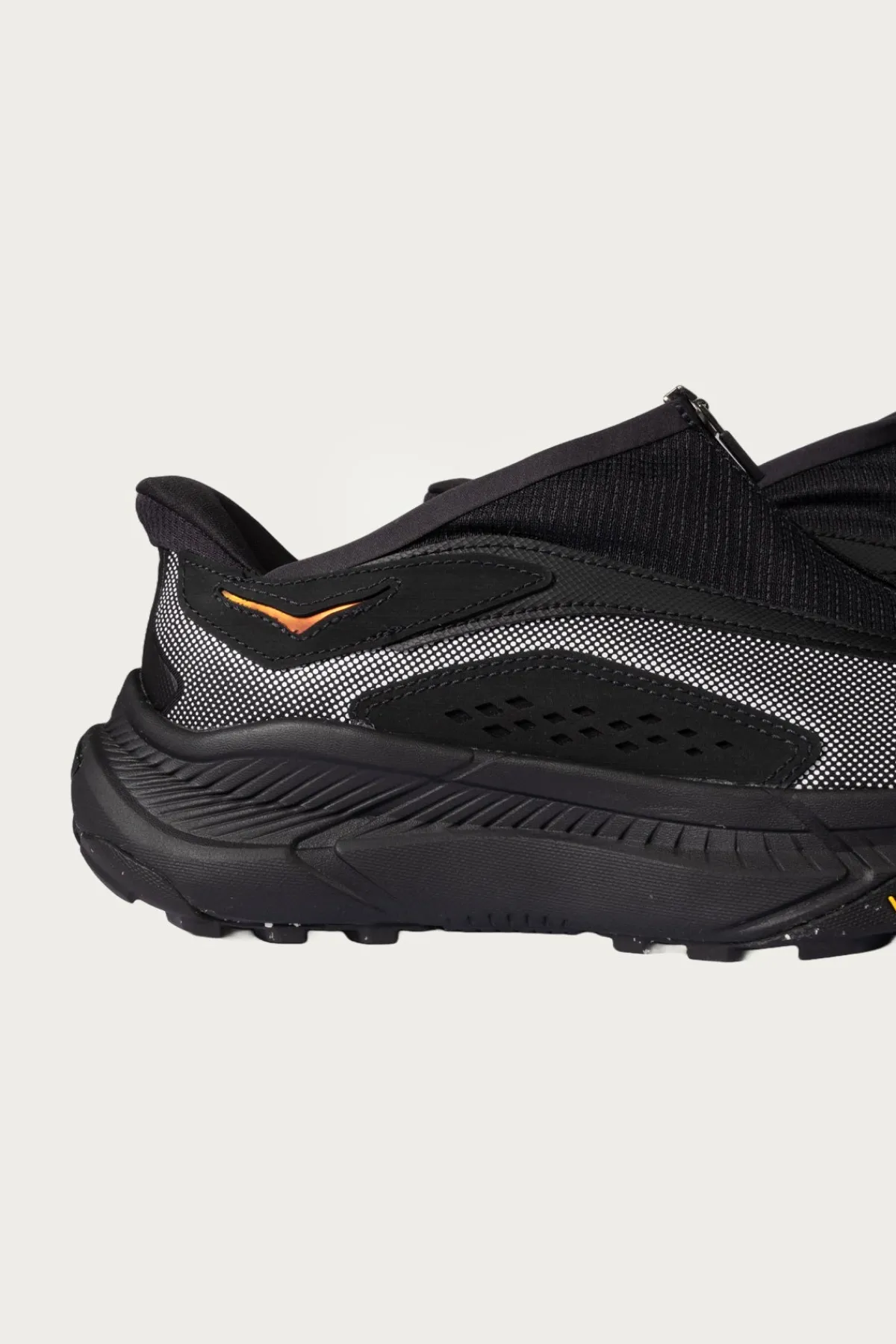 HOKA U Project Transport TS - Black/White< Footwear
