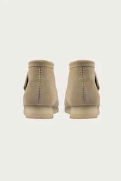 Clarks Wallabee Boot - Maple Suede< Footwear